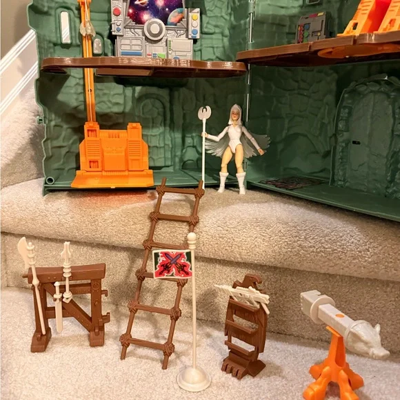 Masters of the Universe Castle Grayskull Playset Action Figure MOTU - Picture 11 of 14